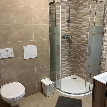 Erudito Kralovsky Vrsek Appartement *